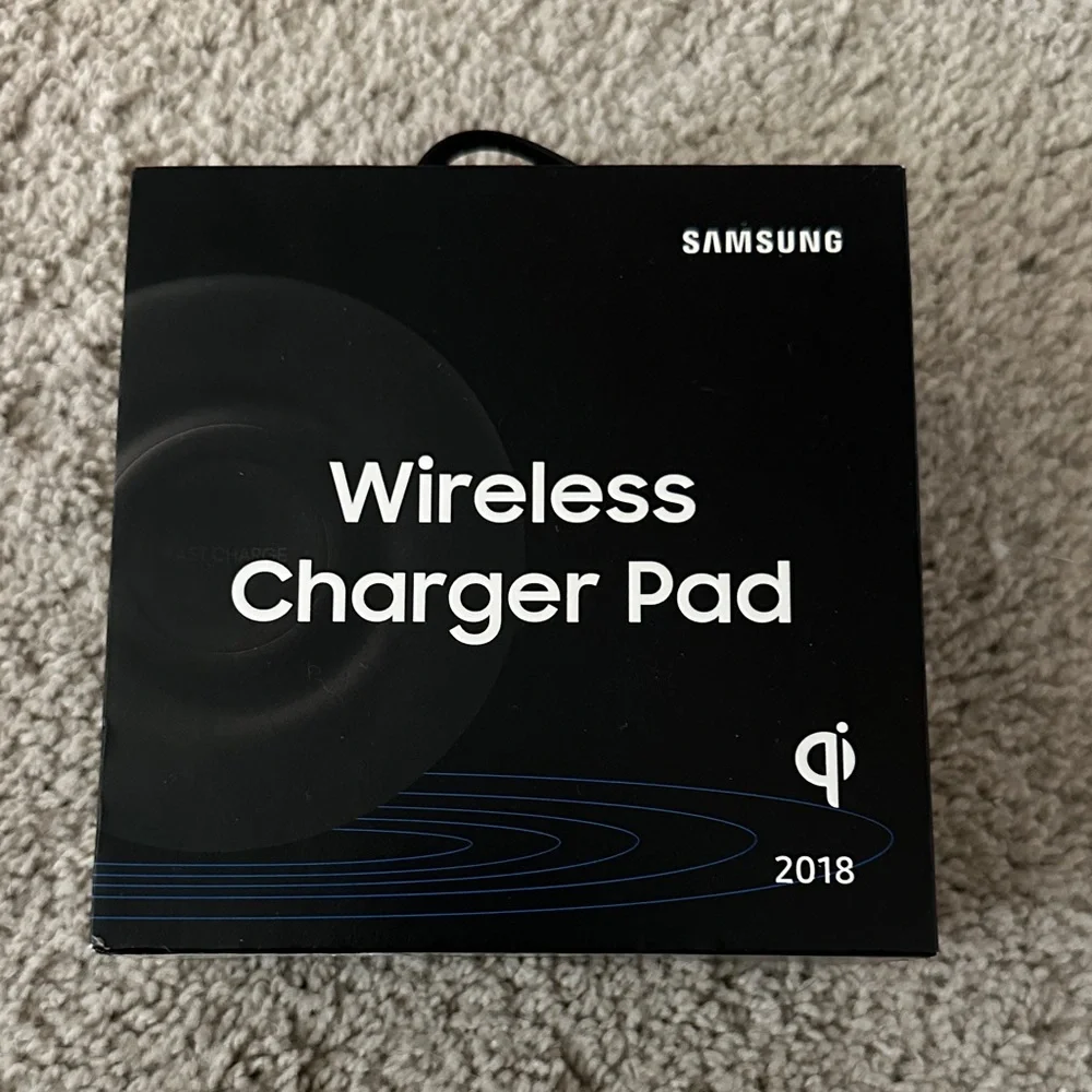 Samsung Wireless Charger Pad – Fast Charge Qi | New Sealed Box